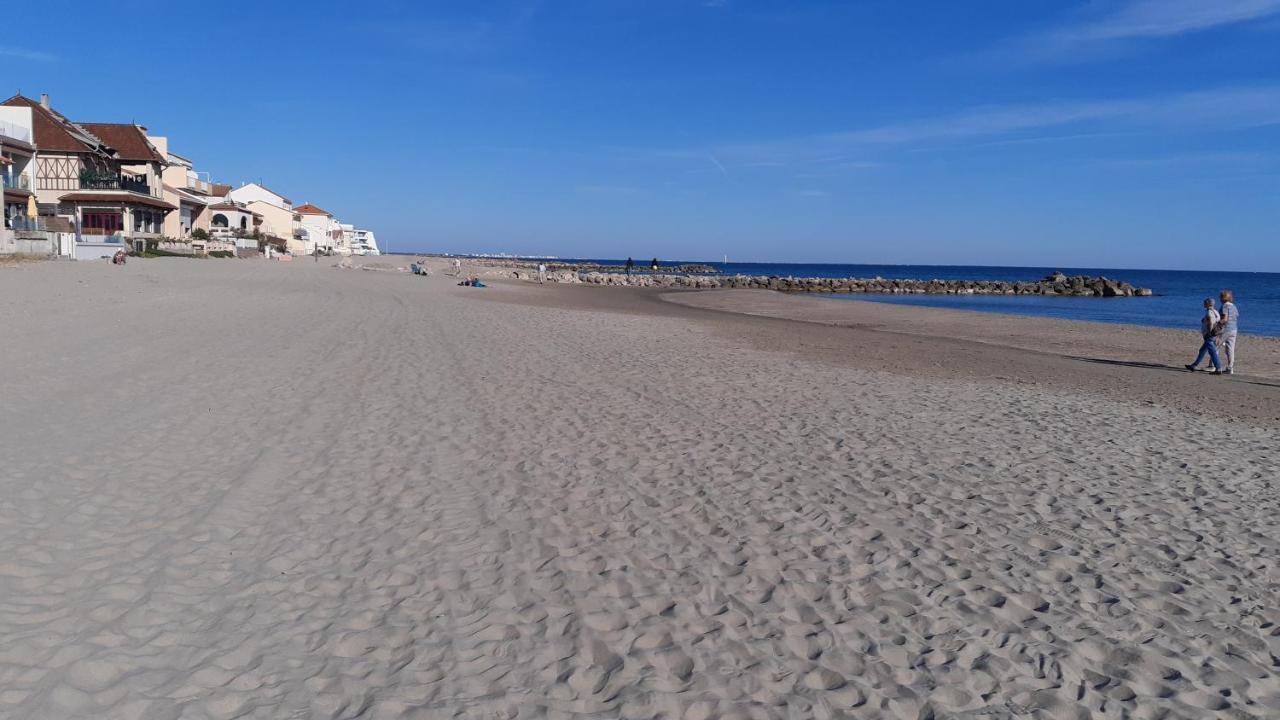 Le Transat 40M De La Plage Palavas-les-Flots Exteriér fotografie